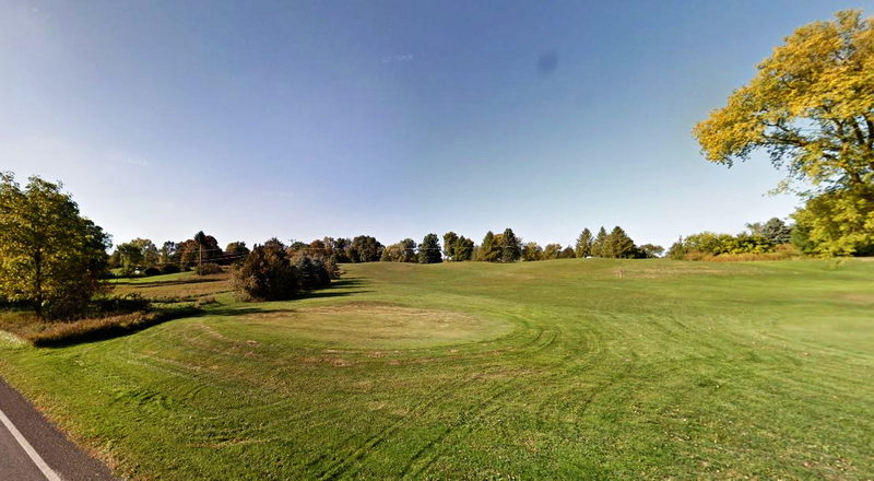 Riverbend Golf Course - 2012 Street View (newer photo)